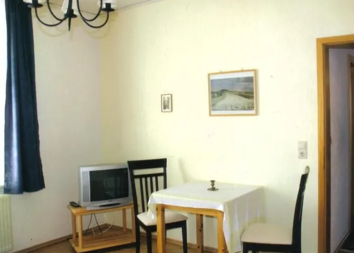 Apartment Fuer 2 Personen In Strandnaehe By Interhome